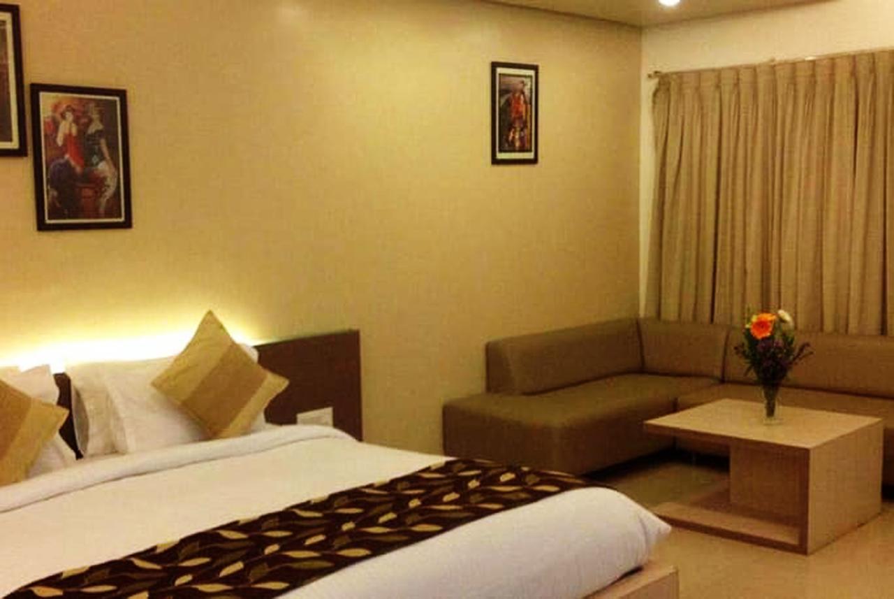 Cotton County Club And Resort Hubli Kültér fotó