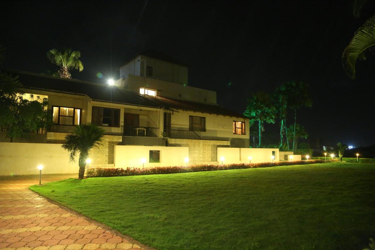 Cotton County Club And Resort Hubli Kültér fotó