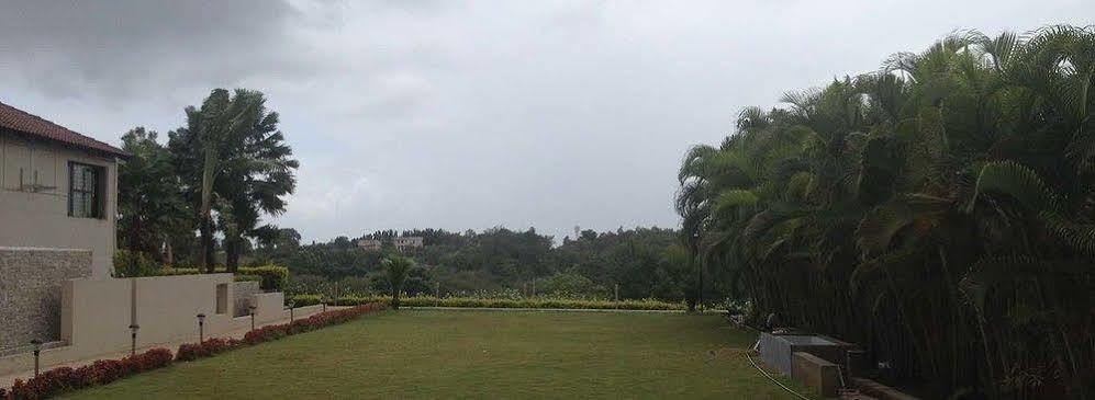 Cotton County Club And Resort Hubli Kültér fotó